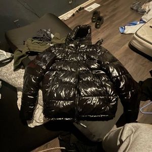 Wearied it a lot but it still in good shape and condition and comfortable